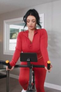 He Likes Bike Seats And He Cannot Lie (2025)